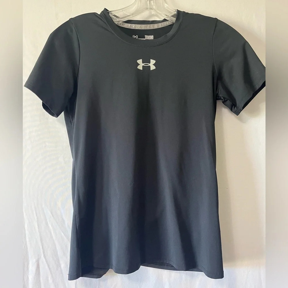 Under Armour Fitted Heat Gear‎ Black Shirt Size YL